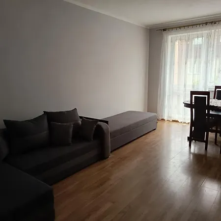 Przytulne 3 Pokojowe Mieszkanie Na Sarniej Apartment